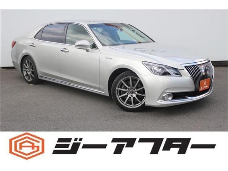 TOYOTA CROWN MAJESTA