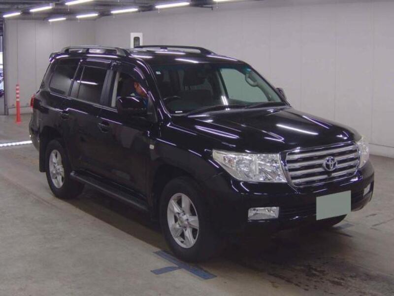 TOYOTA LAND CRUISER