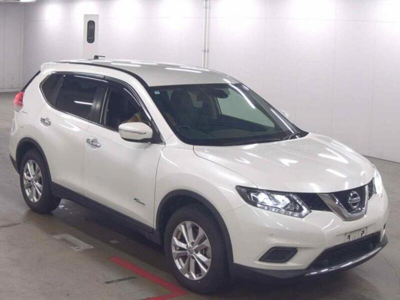 NISSAN X-TRAIL