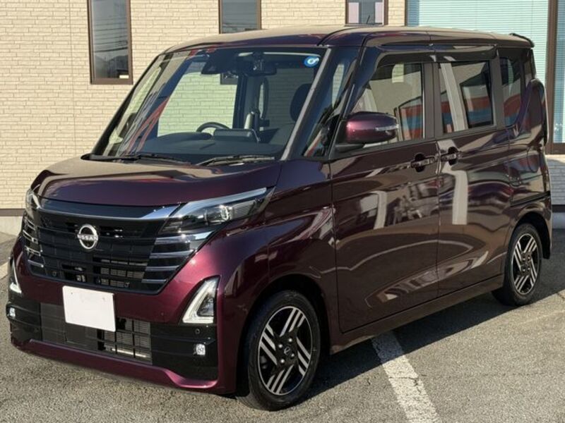 NISSAN ROOX