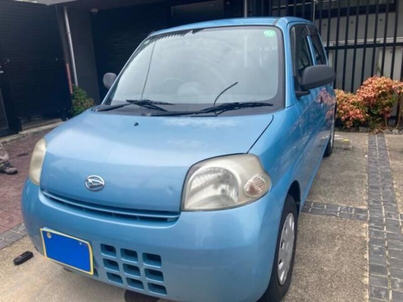 DAIHATSU ESSE