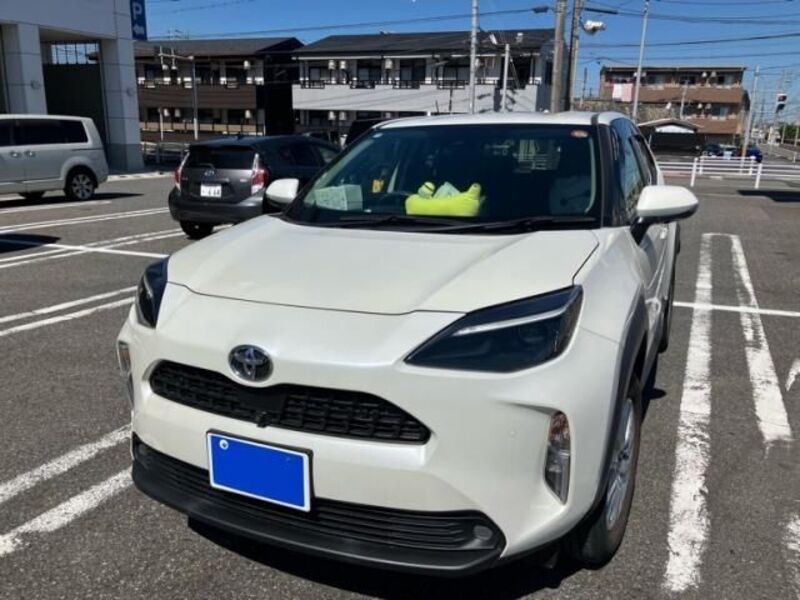 TOYOTA YARIS CROSS