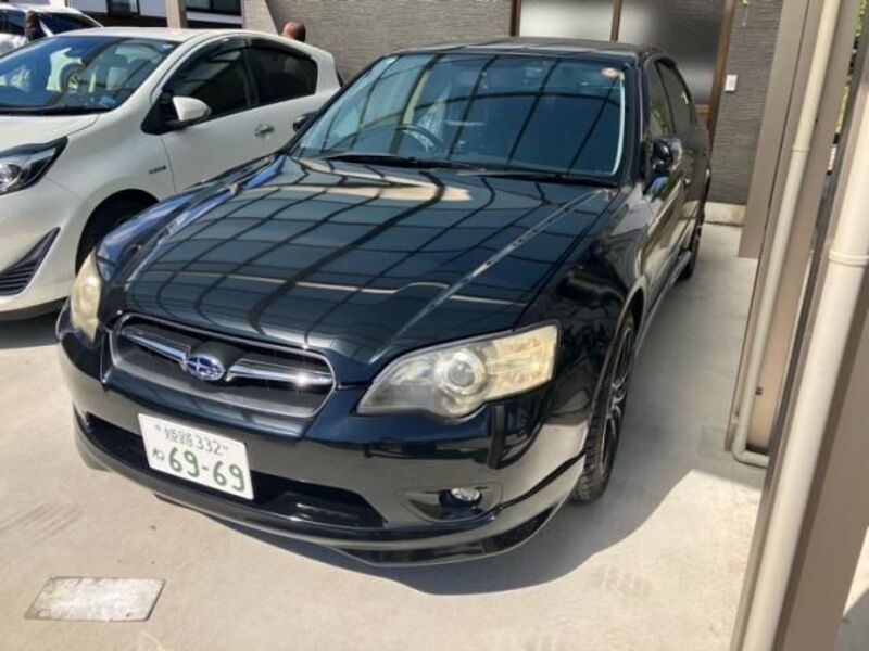 SUBARU LEGACY B4