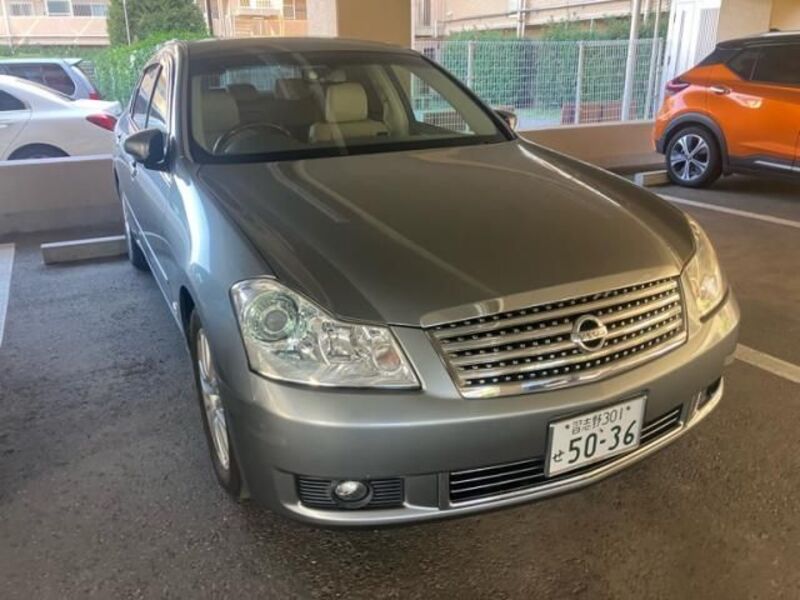NISSAN FUGA