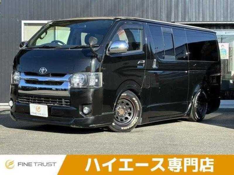 TOYOTA HIACE VAN