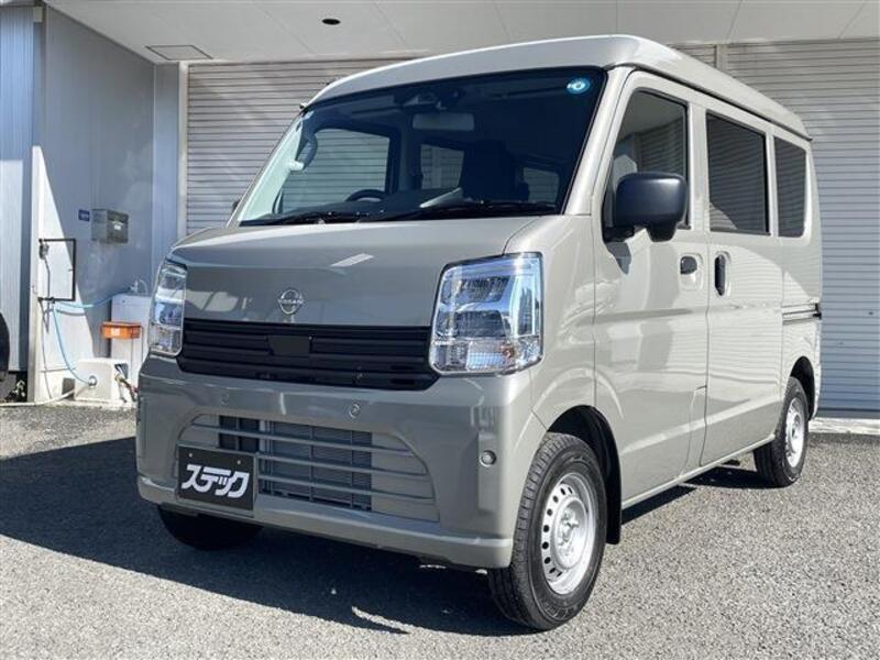 NISSAN CLIPPER VAN