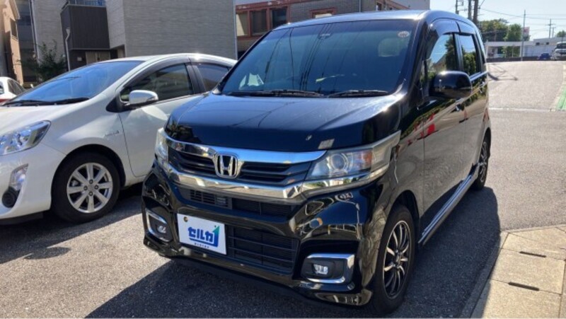 HONDA N-WGN CUSTOM