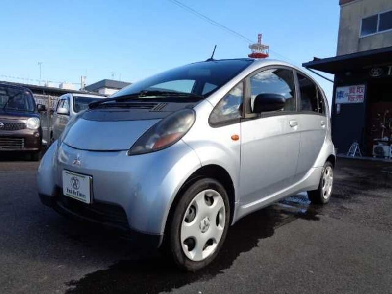 MITSUBISHI I