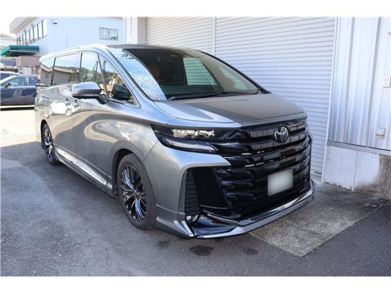 TOYOTA VELLFIRE