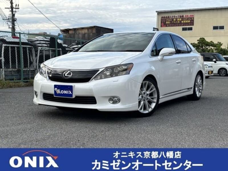LEXUS HS