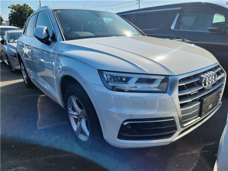AUDI Q5