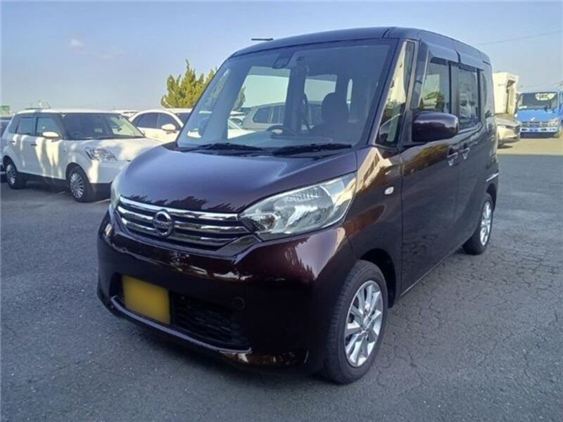 NISSAN DAYZ ROOX