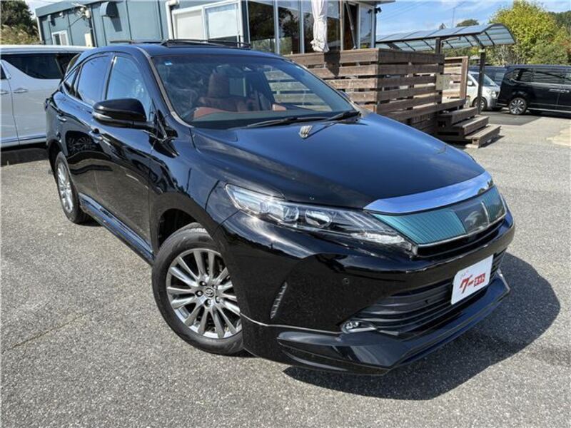 TOYOTA HARRIER