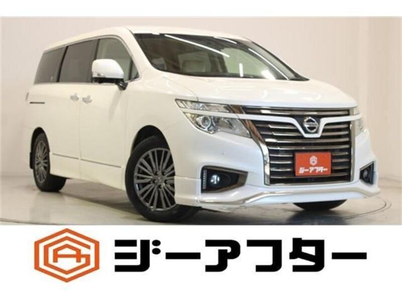 NISSAN ELGRAND