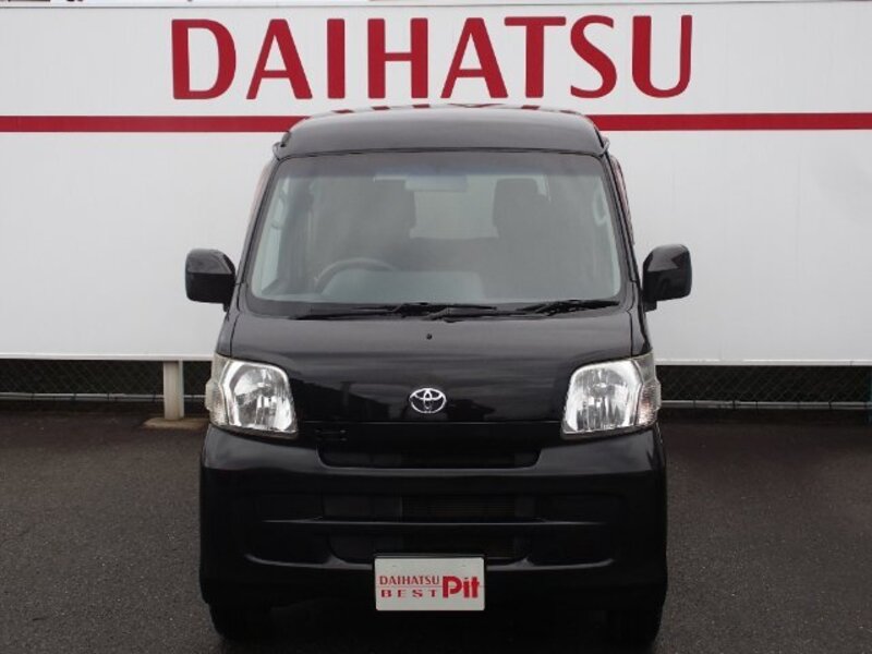 TOYOTA PIXIS VAN