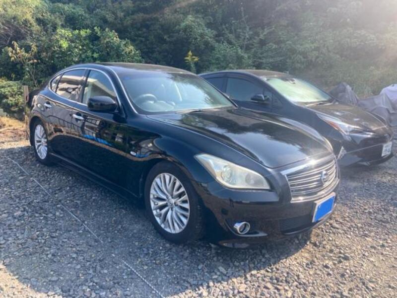NISSAN FUGA HYBRID