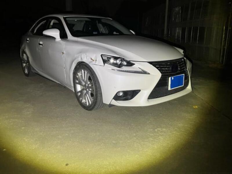 LEXUS IS