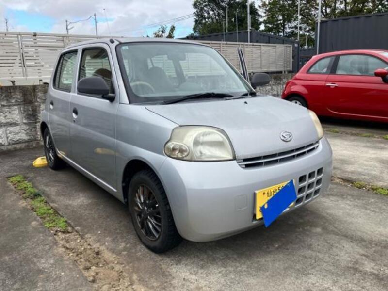DAIHATSU ESSE