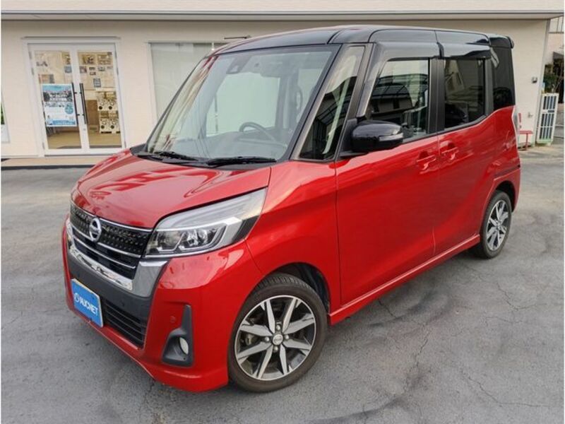 NISSAN DAYZ ROOX