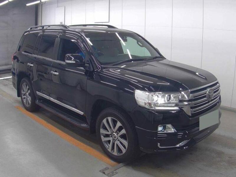 TOYOTA LAND CRUISER