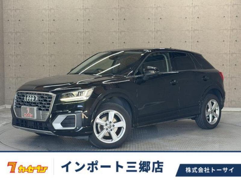 AUDI Q2