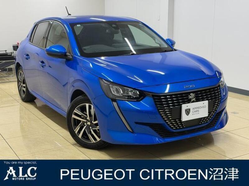 PEUGEOT 208