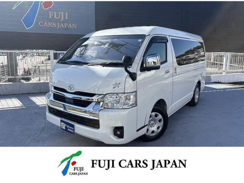 TOYOTA HIACE WAGON