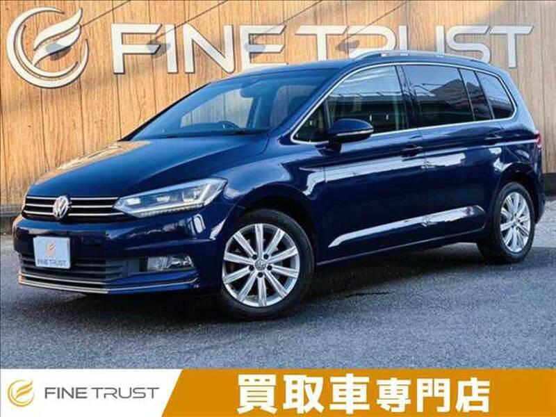VOLKSWAGEN GOLF TOURAN