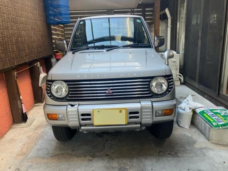MITSUBISHI PAJERO MINI