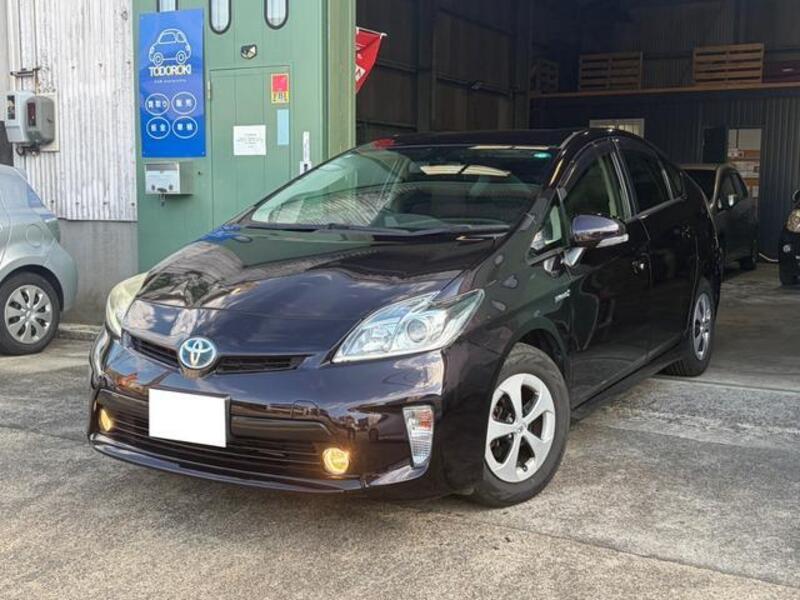 TOYOTA PRIUS