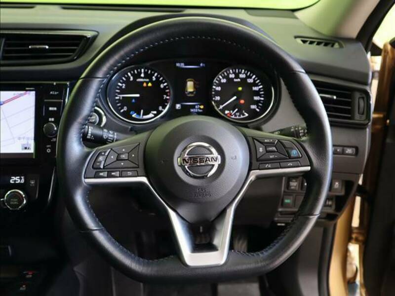 X-TRAIL-7
