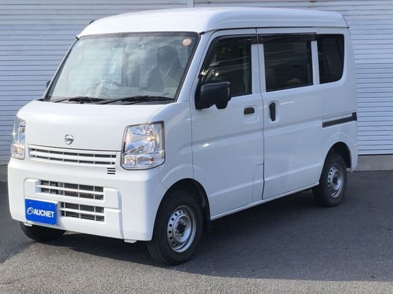 NISSAN CLIPPER VAN
