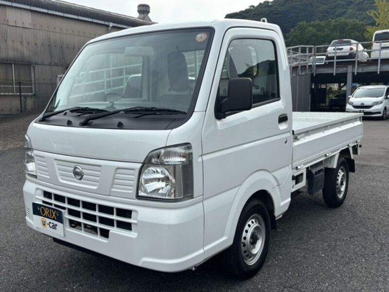 NISSAN NT100 CLIPPER