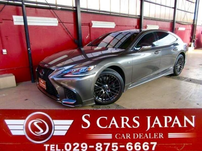 LEXUS LS