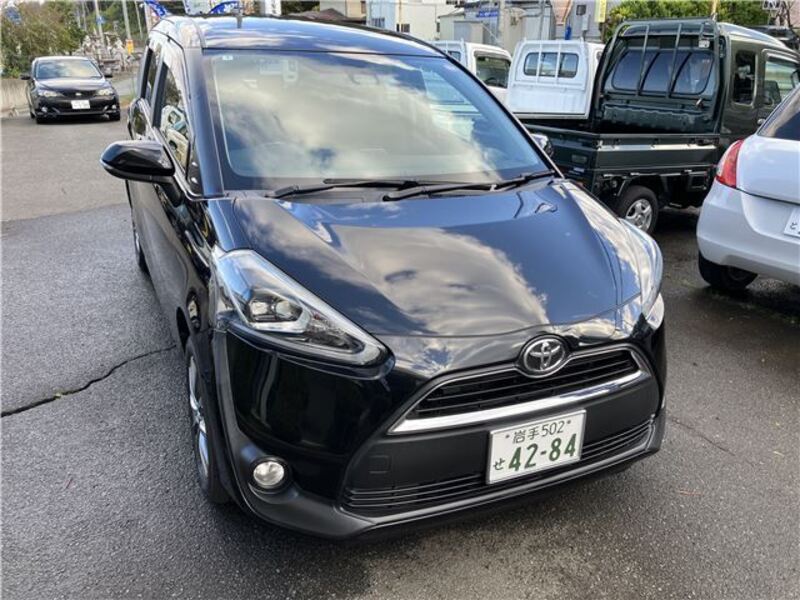 TOYOTA SIENTA