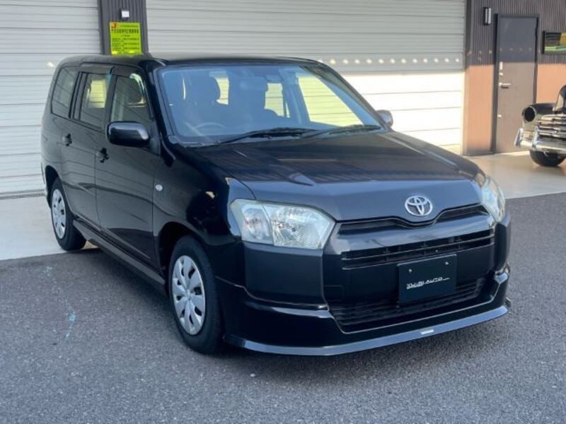 TOYOTA SUCCEED VAN