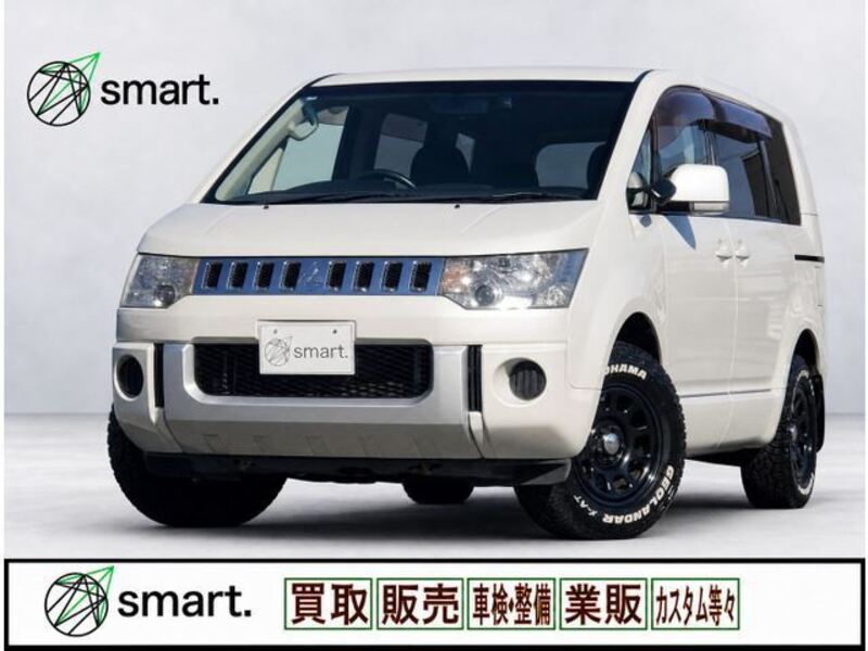 MITSUBISHI DELICA D5