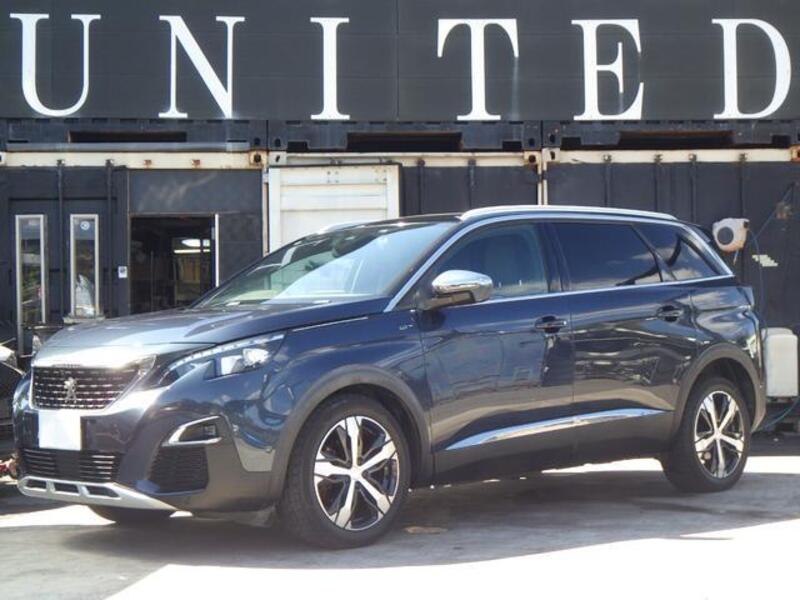PEUGEOT 5008