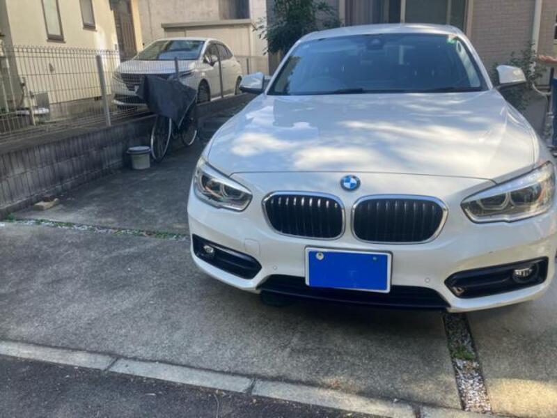 BMW 1 SERIES