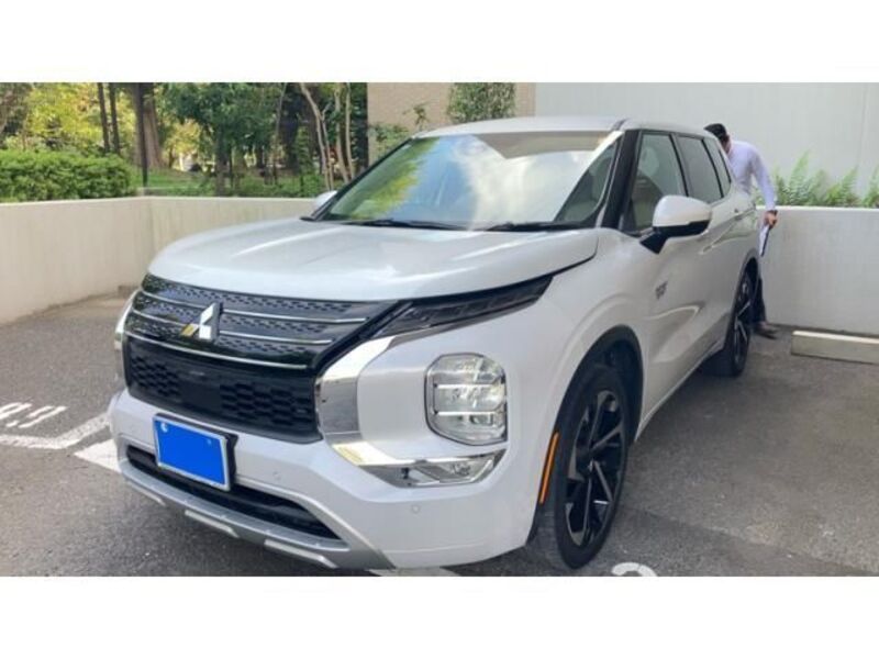 MITSUBISHI OUTLANDER PHEV