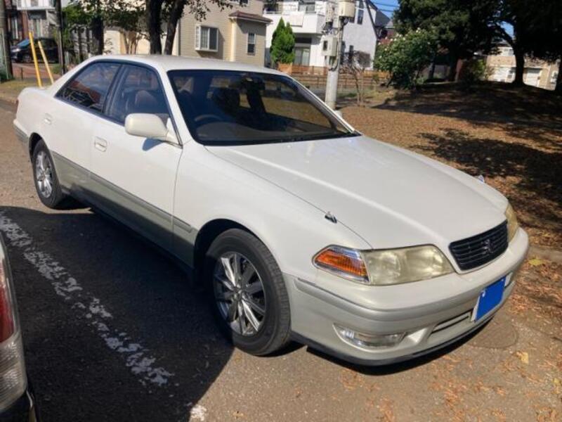 TOYOTA MARK II