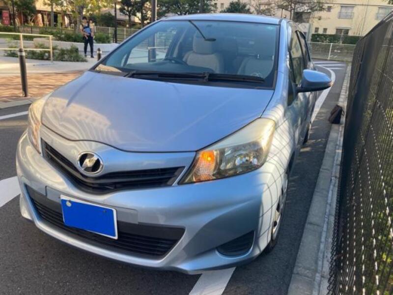 TOYOTA VITZ