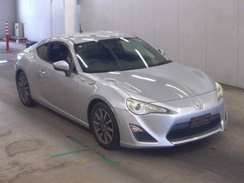 TOYOTA 86