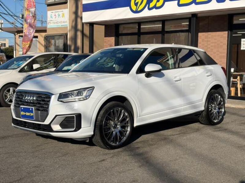 AUDI Q2