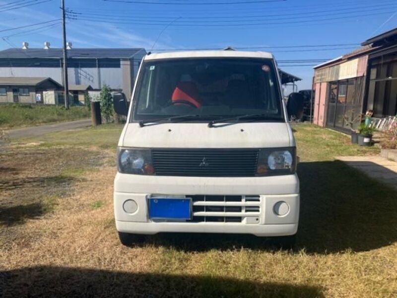 MITSUBISHI MINICAB VAN