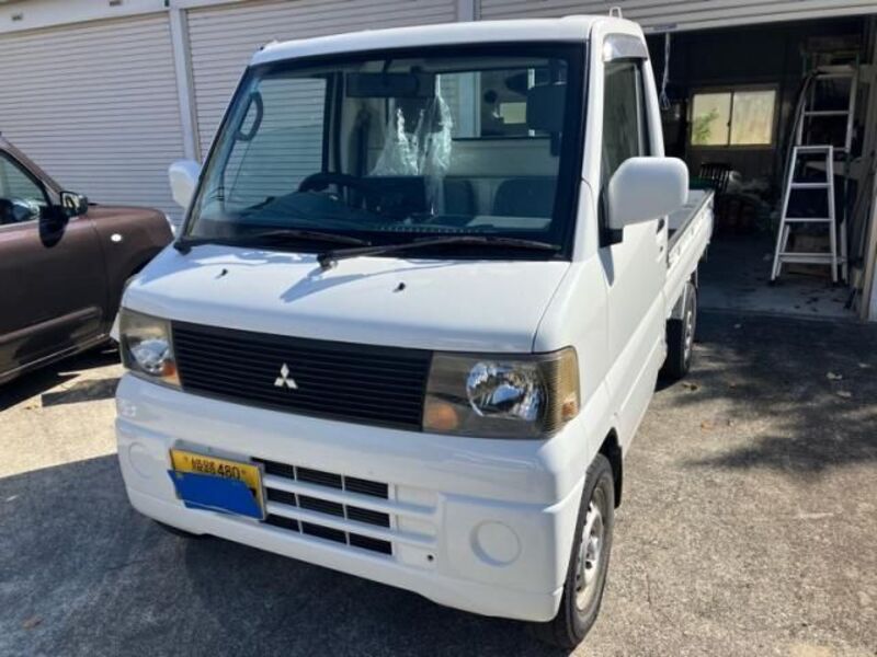 MITSUBISHI MINICAB TRUCK