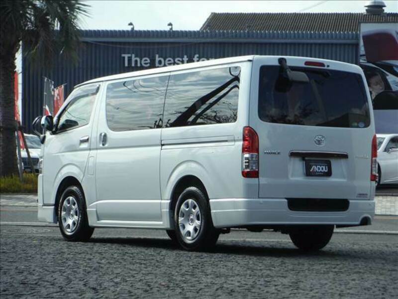 HIACE
