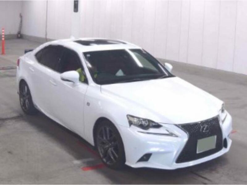 LEXUS IS