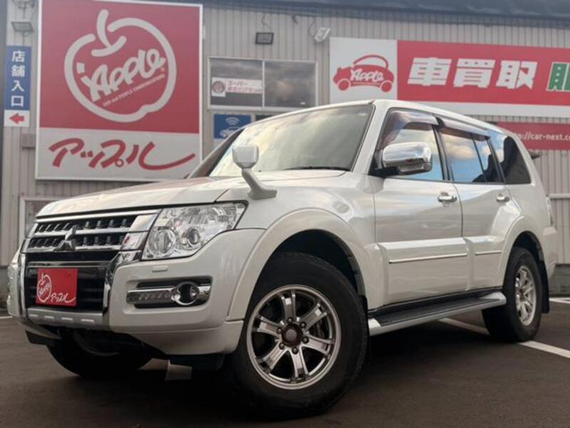 MITSUBISHI PAJERO