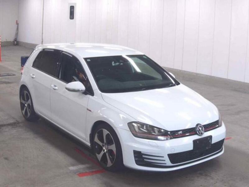 VOLKSWAGEN GOLF GTI